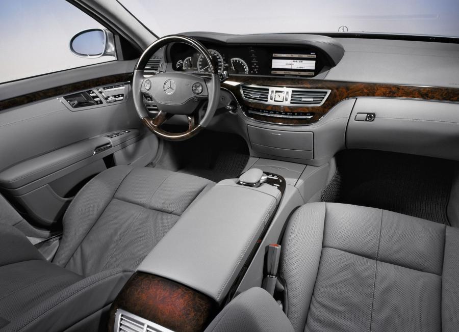  Mercedes-Benz S-Class 2007 года  (фото 381 из 414)